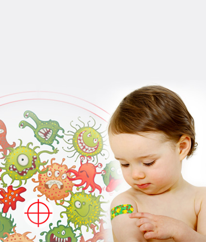 Virusus vaizduojančios ikonėlės ir mažylis su pleistru ant peties